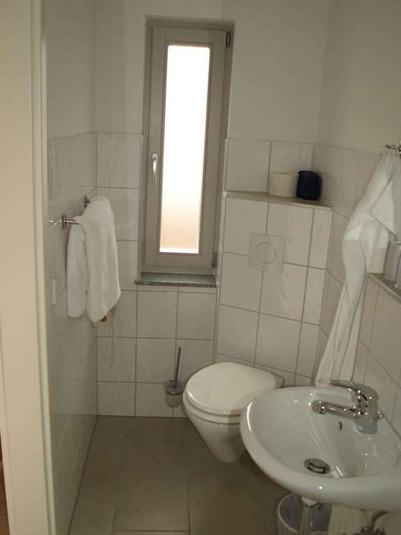 Gaestehaus In Der Gotthardtstrasse Erfurt Szoba fotó